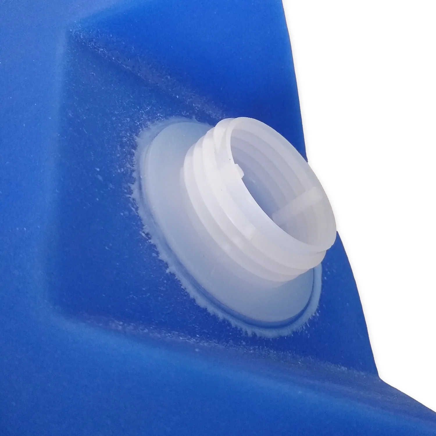 30 Gallon Stackable Water Storage Tank w/ Water Treatment - Image 8
